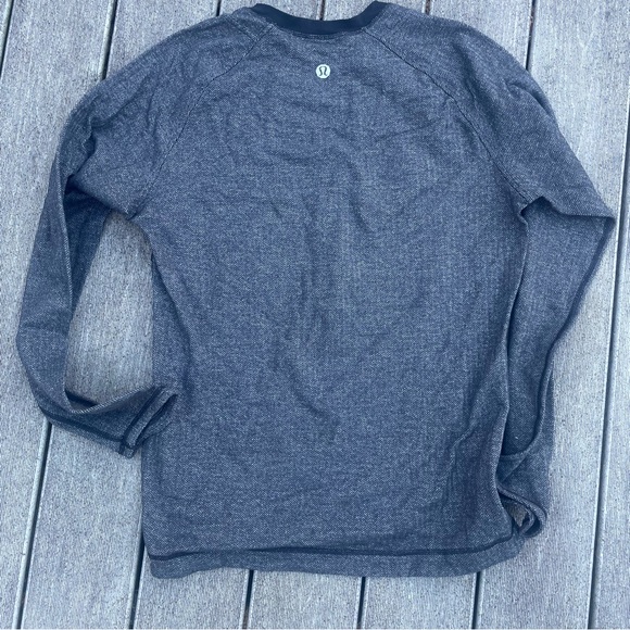 lululemon athletica Dark Gray Men's Shirt - Picture 5 of 5
